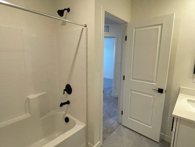 Building Photo - Southwest Las Vegas 2024 Gated Community Brand New Home ,Silverado Ranch  area