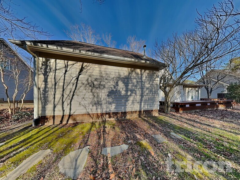 Building Photo - 924 Barnford Mill Rd