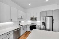 Building Photo - 1512 Bernard St