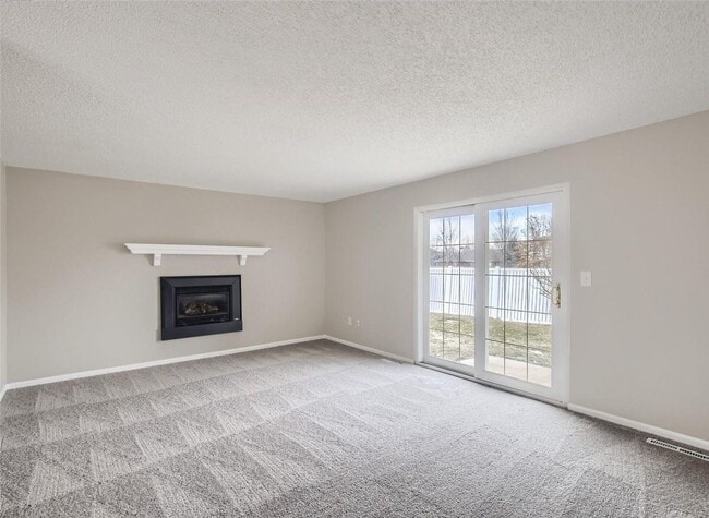 Building Photo - Beautiful Home Near Mcintosh Lake