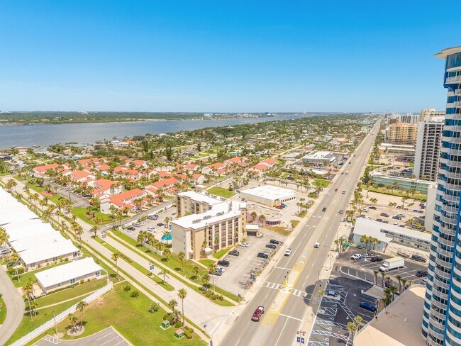 Building Photo - Wake Up to the Ocean Breeze – Your Beachsi...