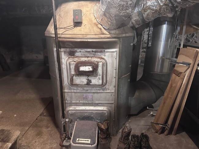 Building Photo - 120 N 4th Ave