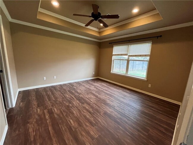 Building Photo - 4307 W Langmead Dr