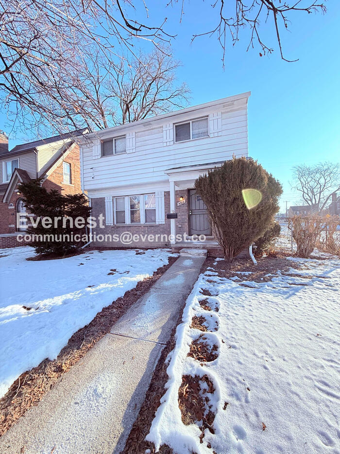 Building Photo - 14504 St Marys St