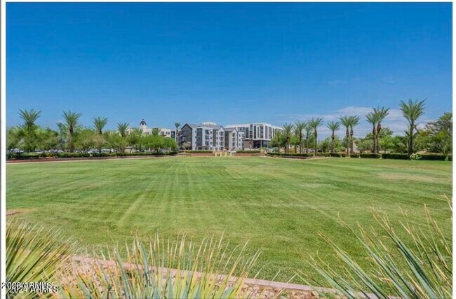 Building Photo - 4554 E Paradise Village Pkwy N