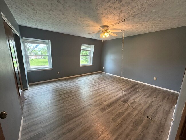 Building Photo - 7742 Brams Hill Dr