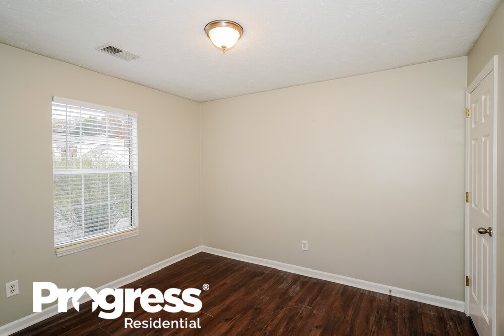 Building Photo - 5132 Pebble Creek Dr