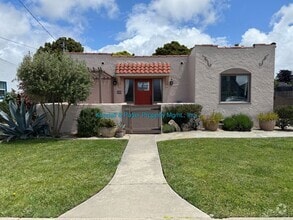 Building Photo - Quiet & Updated Watsonville Charmer 2 plus...