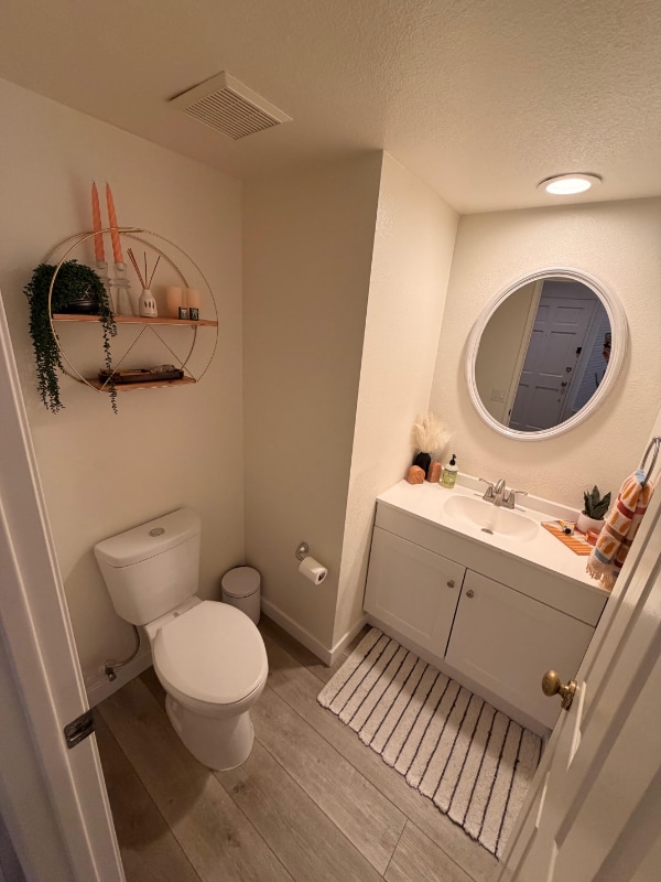 Building Photo - 2183 Lago Madero