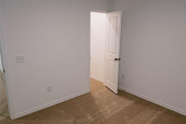 Building Photo - 15510 Olive Ter Trl