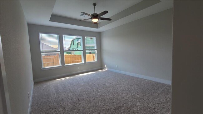 Building Photo - 2116 Palmera Ridge Blvd