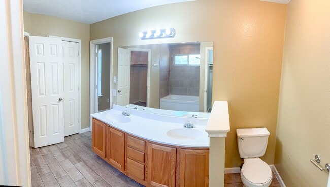 Building Photo - Available NOW!!!! Beautiful 1 story, 4 bed...