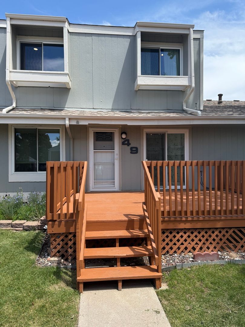 Building Photo - 8776 Chase Dr