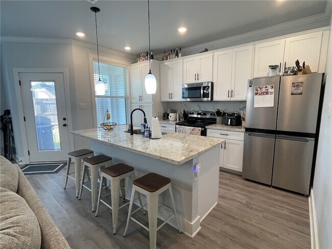 Building Photo - 1448 Ailin Dr