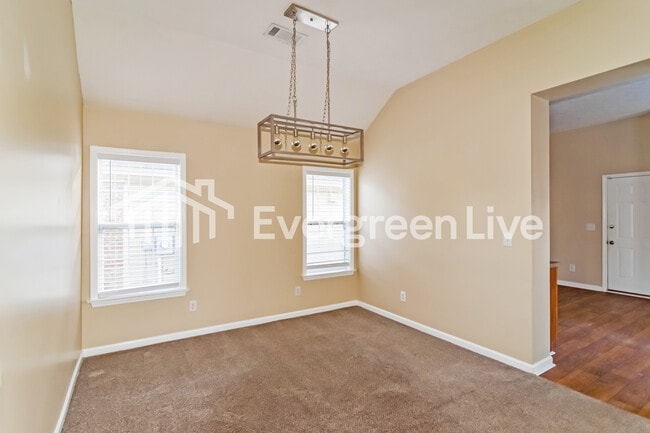 Building Photo - 3925 Claiborne Cir