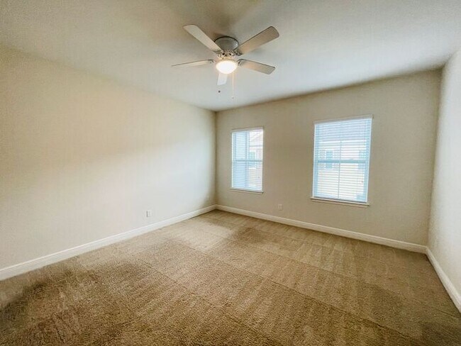Building Photo - Copley Square-561 Scotia Place Orlando FL ...