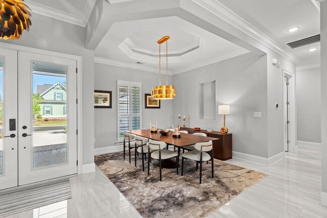 Building Photo - 5960 Bolsena Pl