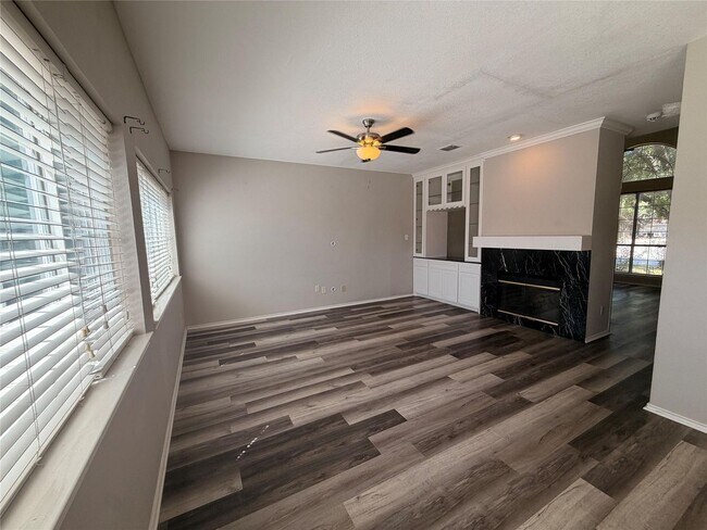 Building Photo - 342 Arbor Ct