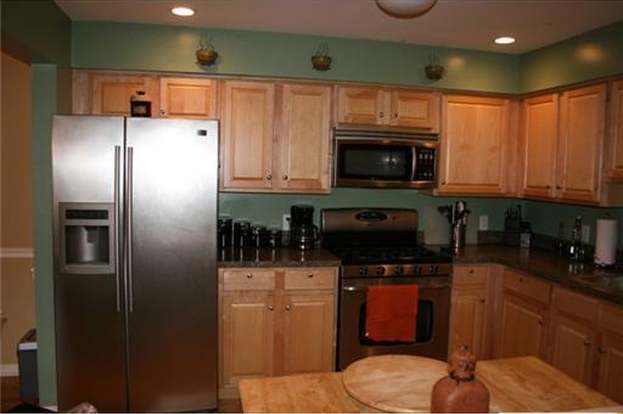 Building Photo - 1127 Fernwood Ct