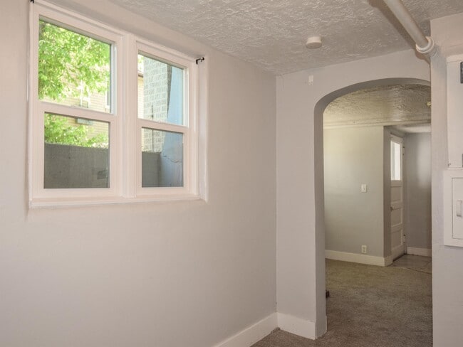 Building Photo - 56 N 400 W