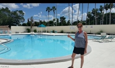 Building Photo - 4293 Island Cir