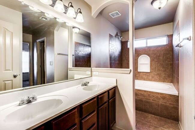Building Photo - Charming 3 bedroom, 2 bathroom home for rent