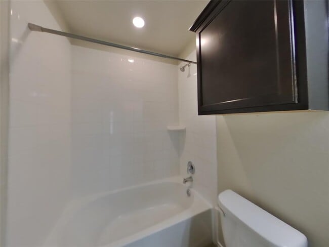 Building Photo - 1152 Ibis Falls Loop