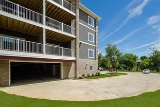 Building Photo - 2863 Spring Rose Circle
