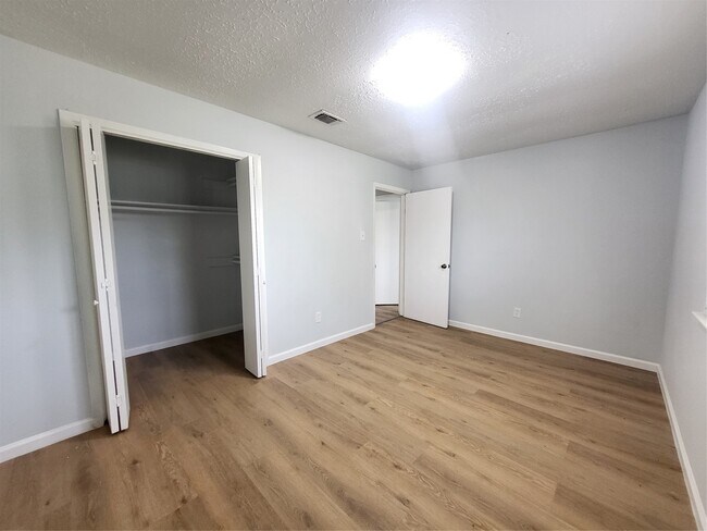 Building Photo - 11622 Old Telegraph Rd