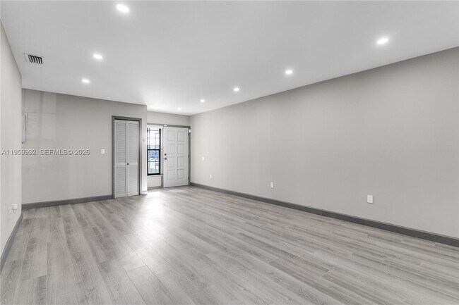 Building Photo - 13755 SW 23rd Terrace