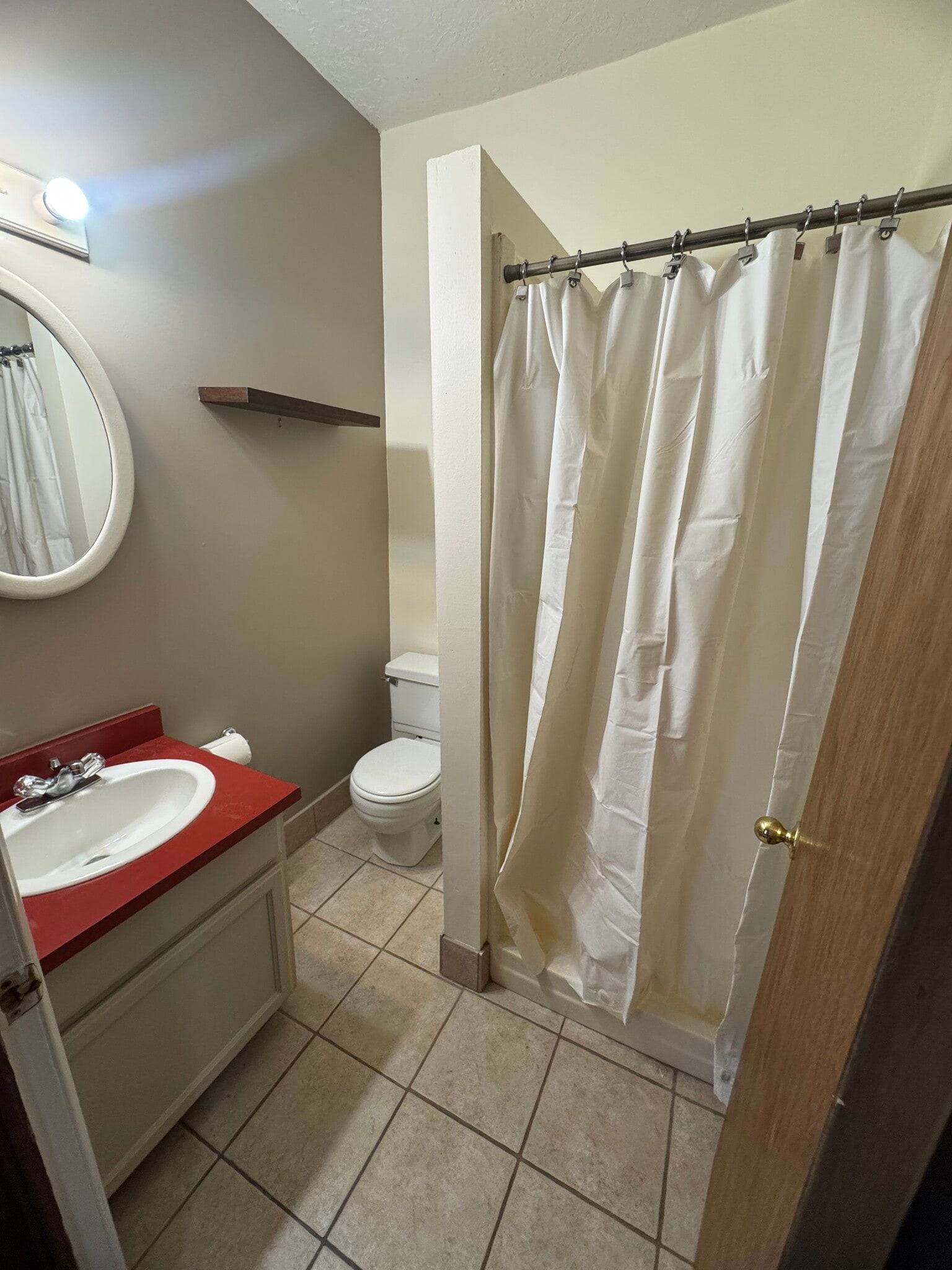Bedroom 1 bathroom - 347 E 700 S