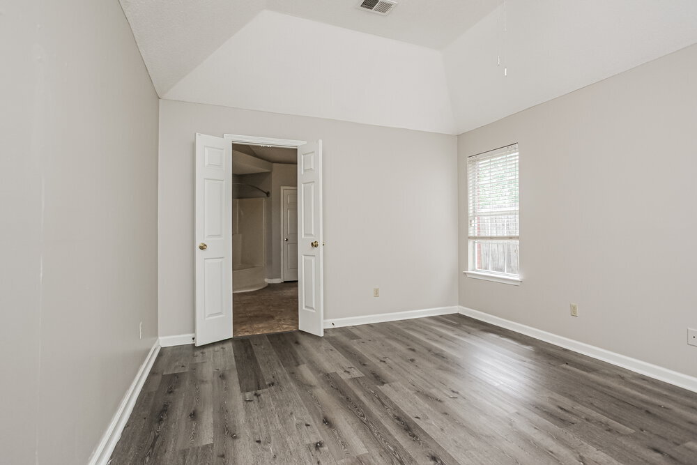 Building Photo - 7234 Fox Creek Dr