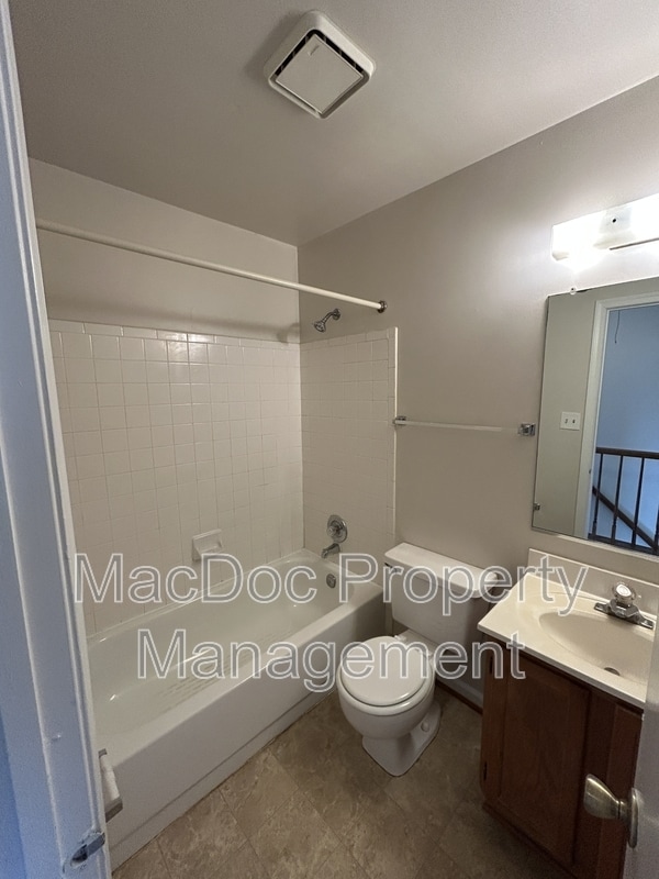 Building Photo - 3639 McDowell Ct