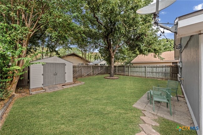 Building Photo - 5122 Sam Houston