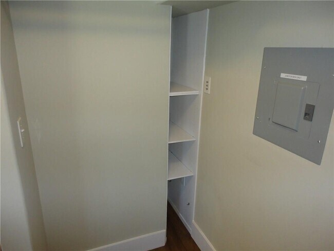 Building Photo - 3311 Speedway