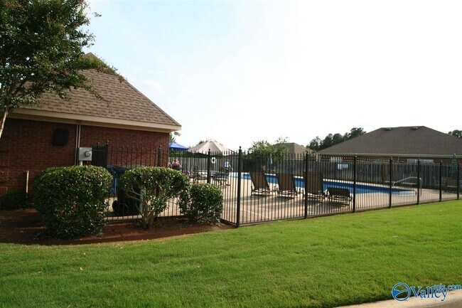 Building Photo - 103 Galt Ln
