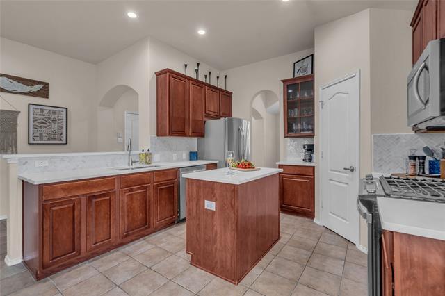 Building Photo - 308 Cadbury Dr