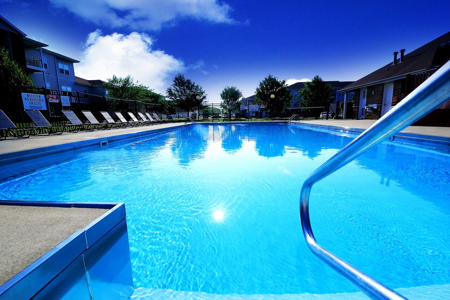 Primary Photo - Brookridge Heights Apartments