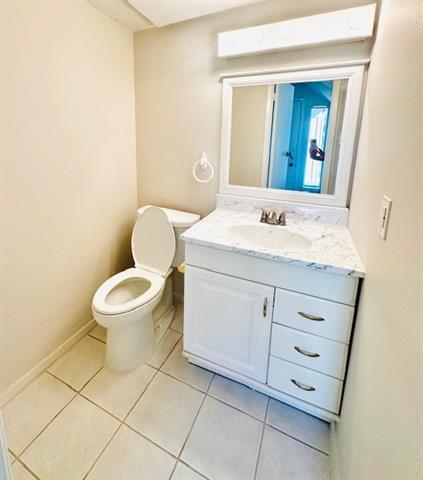 Building Photo - 3 Cedar Ln