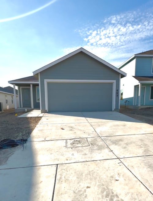 Building Photo - 465 Sarah Wy
