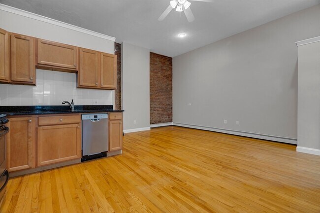 Building Photo - 59 Partridge Ave