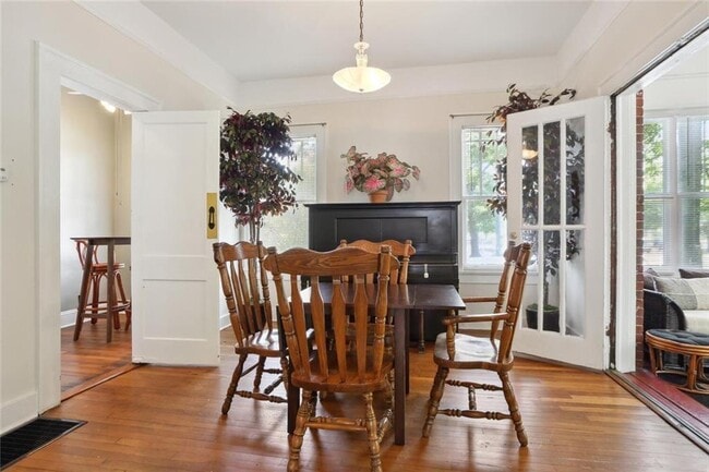 Building Photo - 203 Winter Ave