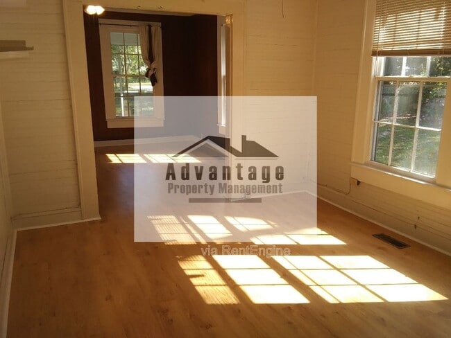 Building Photo - 178 Fayette Ave