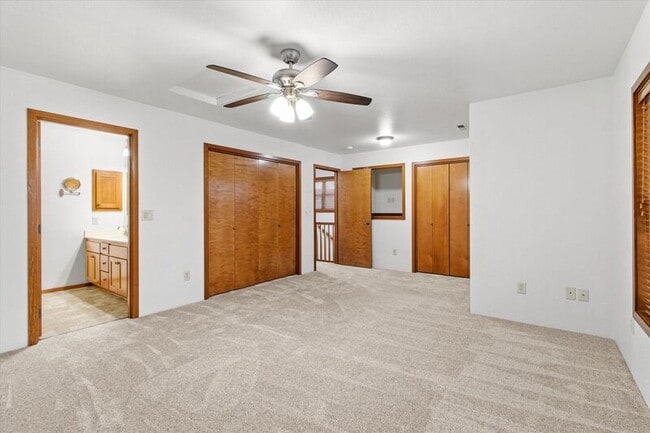 Building Photo - 3126 Alameda St