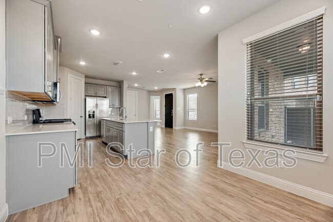 Building Photo - 4529 Titus Cir