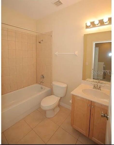 Building Photo - 1343 Clove Dr