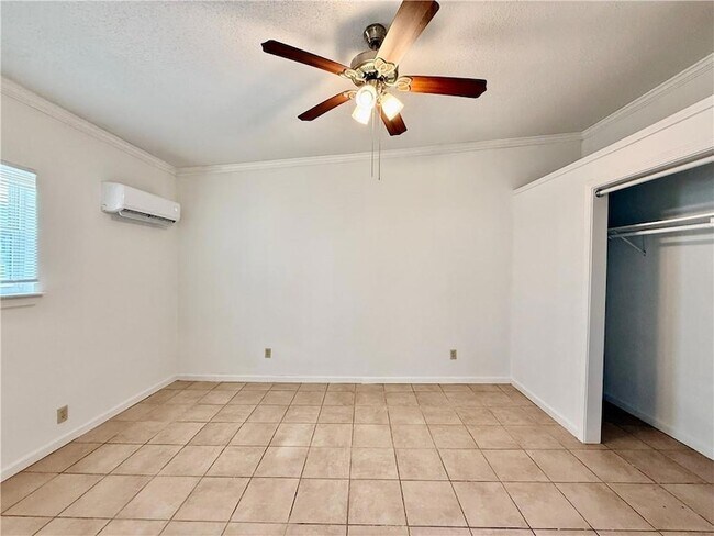 Building Photo - 5504 Canal Blvd