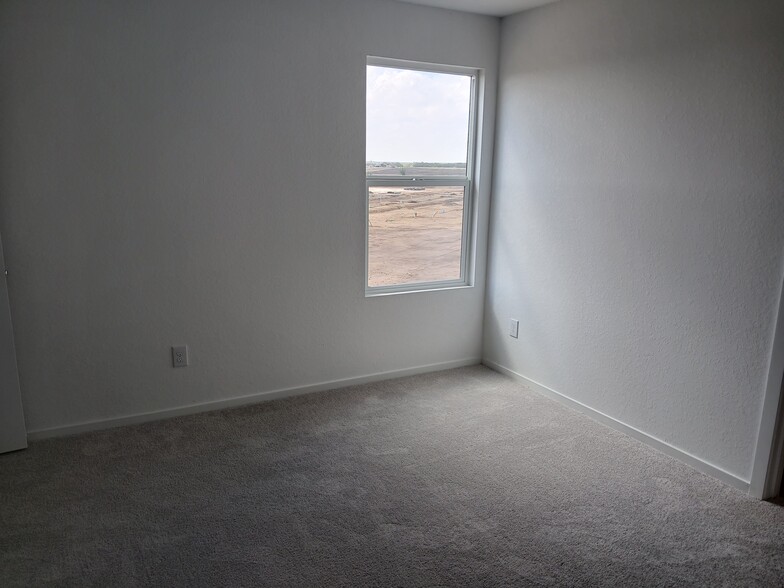 Building Photo - 7634 Barcelo Way