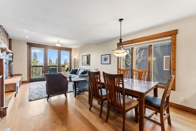 Building Photo - Breck 3-bedroom home with views! 12 month lease!