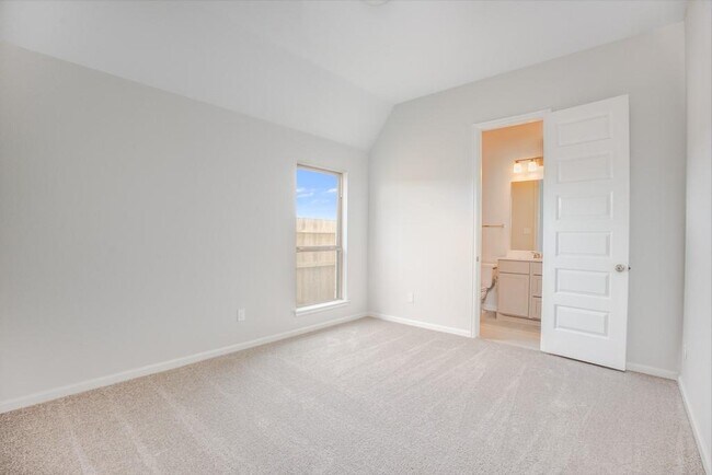 Building Photo - 10931 Maple Mist Dr